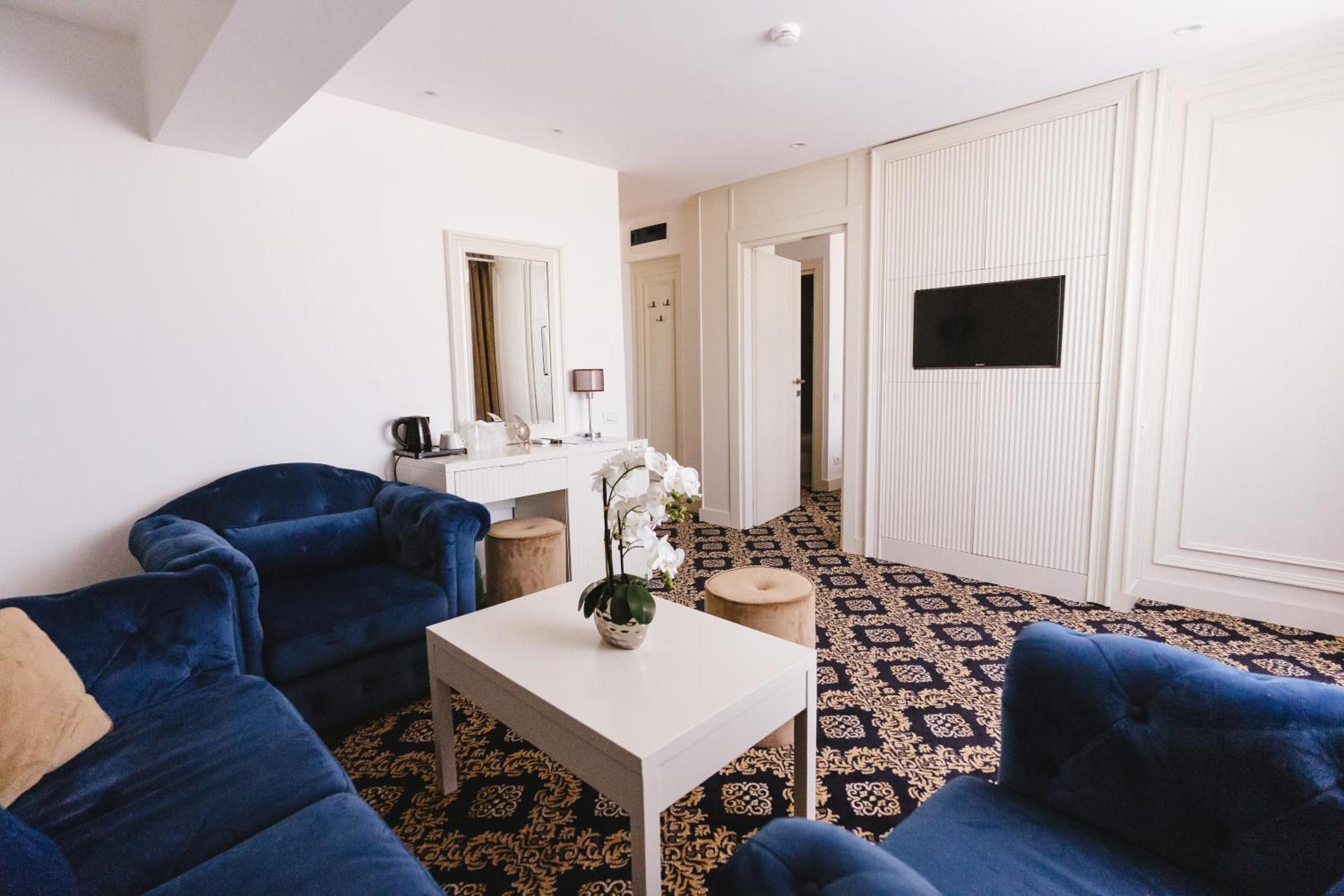 Hotel Belvedere エフォリエ・ノルド エクステリア 写真